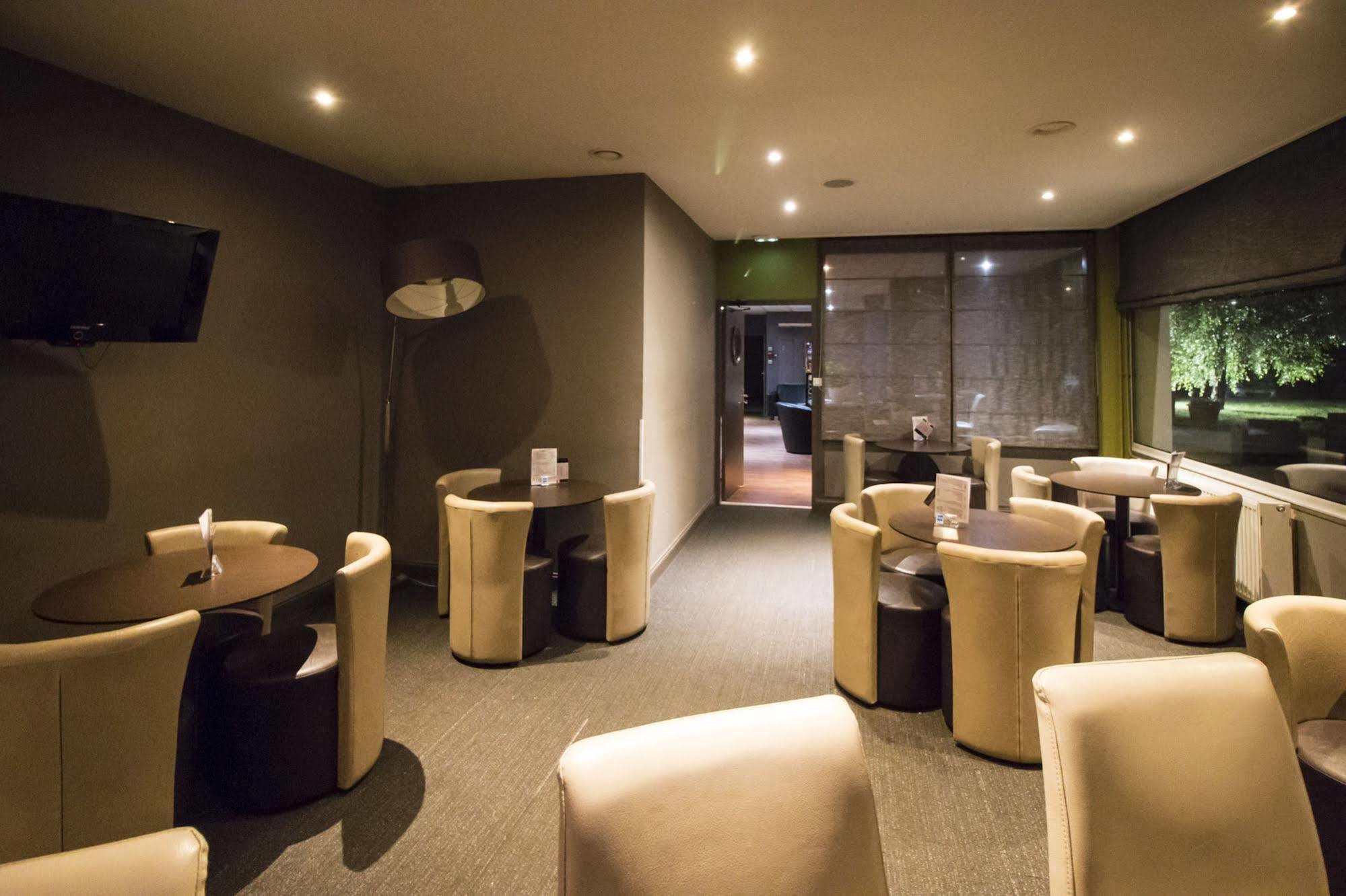 Ambiance Hotel Limas エクステリア 写真